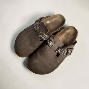 Vintage Boho Birkenstock Boston Floral Buckle Clogs Brown Leather